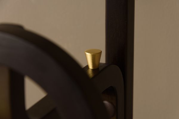 Rico Valet Stand_Brown_2024pm_04